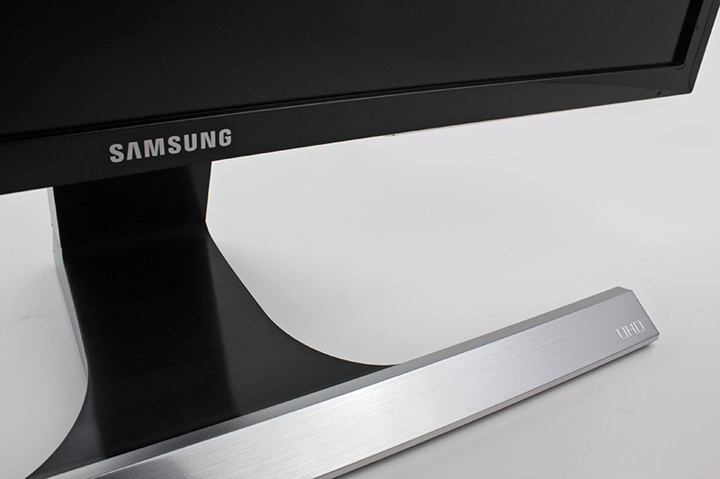 samsung UE24E590D stand 2