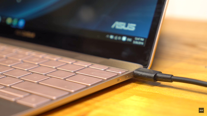 asus zenbook 3 usb c port