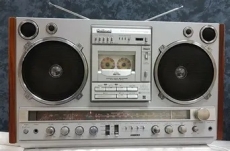 Custom RX 7000 launches later than reference boards