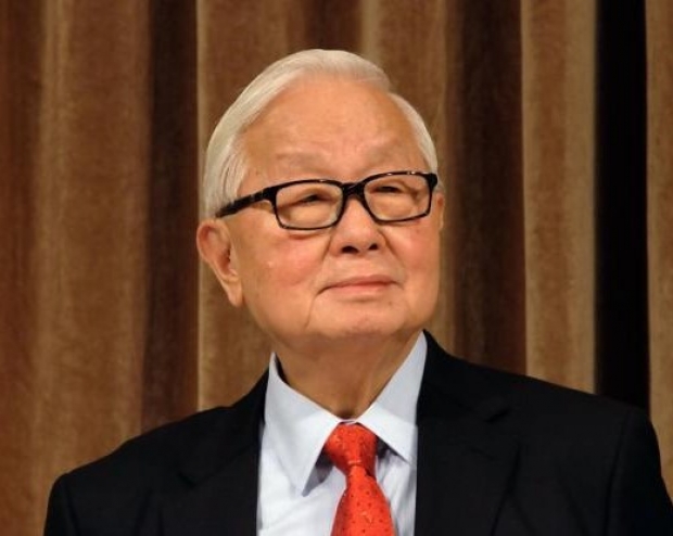 TSMC founder and chairman, Morris Chang to retire