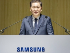 Samsung CEO logs out