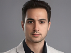 Investor bets big on AMD’s AI ‘second place’