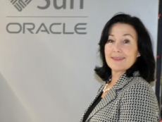 Oracle no longer cool for Catz