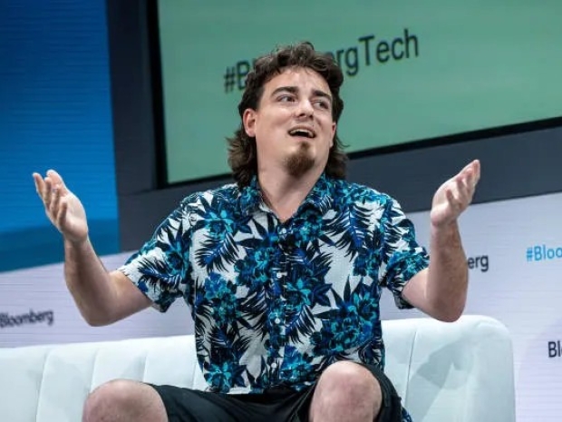 Palmer Luckey wants to build made-in-America laptops